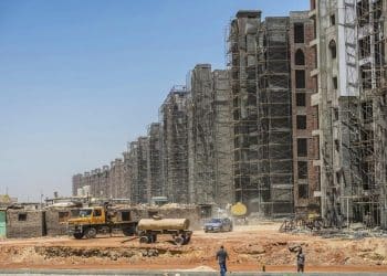 وزير العدل يعلن تصريح غير دقيق حول عدد العقارات الغير مسجلة في مصر.. تعرف