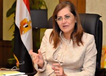 هالة السعيد: الدولة تقدم 850 إلى 900 ألف فرصة عمل سنويًا.. هل تتفق معها؟