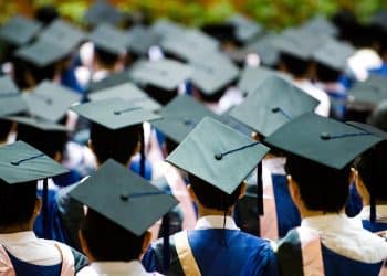 خريجي الجامعات المصرية ..كم يبلغ؟