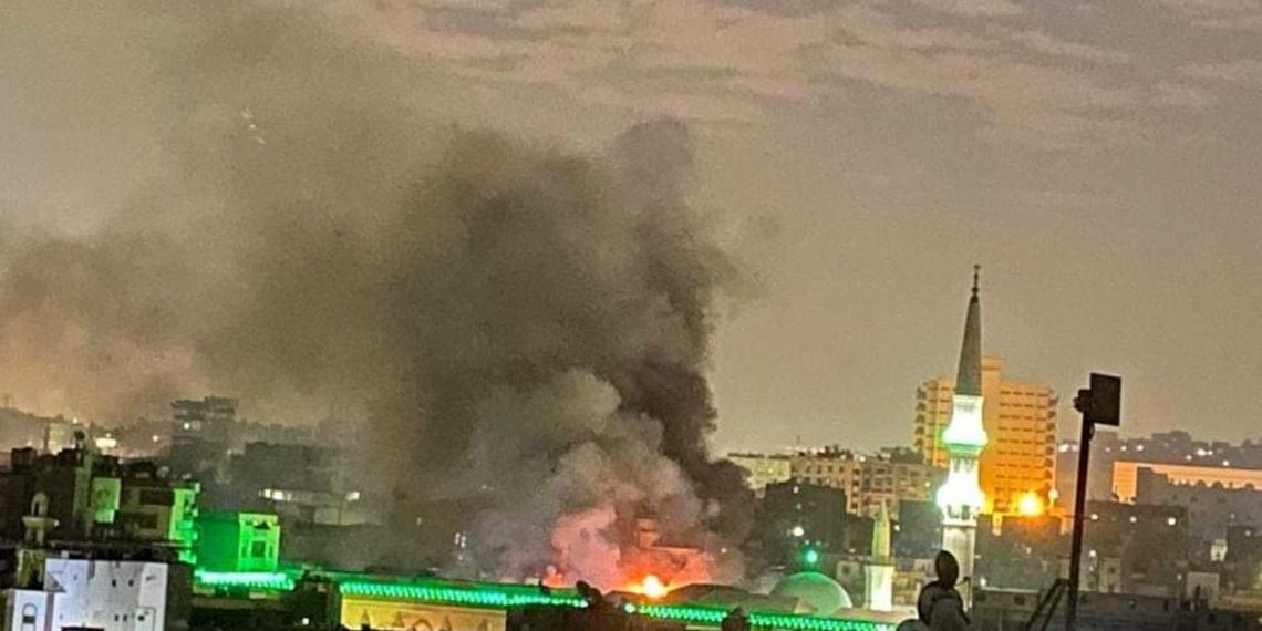 هل حقًا تعرض مسجد الحُسين للحريق؟ نتتبع القصة