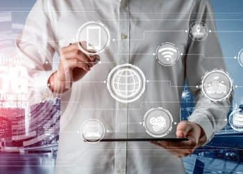 تصريح "انتقائي" لوزير الاتصالات حول تقدُم الحكومة في الجاهزية للذكاء الاصطناعي