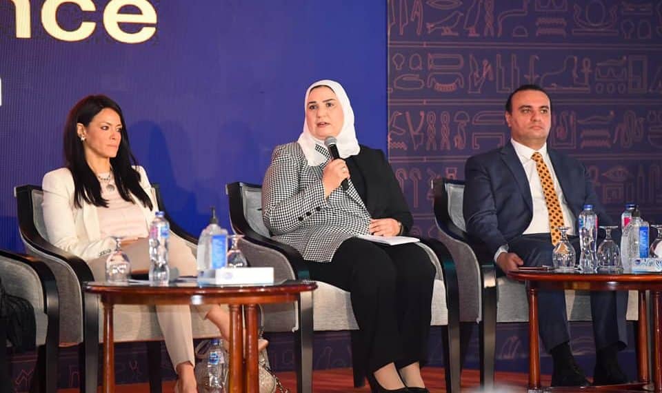 عدد الطُلاب المعفيين من المصروفات المدرسية أكبر مما ذكرته وزيرة التضامُن.. تعرف