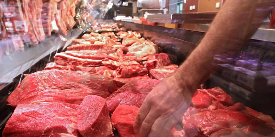 هل البرازيل هي أكبر منتج للحوم كما يقول رئيس الخدمات البيطرية؟
