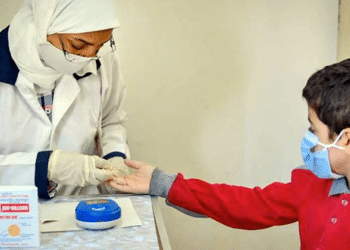 وزير الاتصالات يوقع اتفاق مع جامعة أيرلندية ويقول إنها الثامنة عالميًا