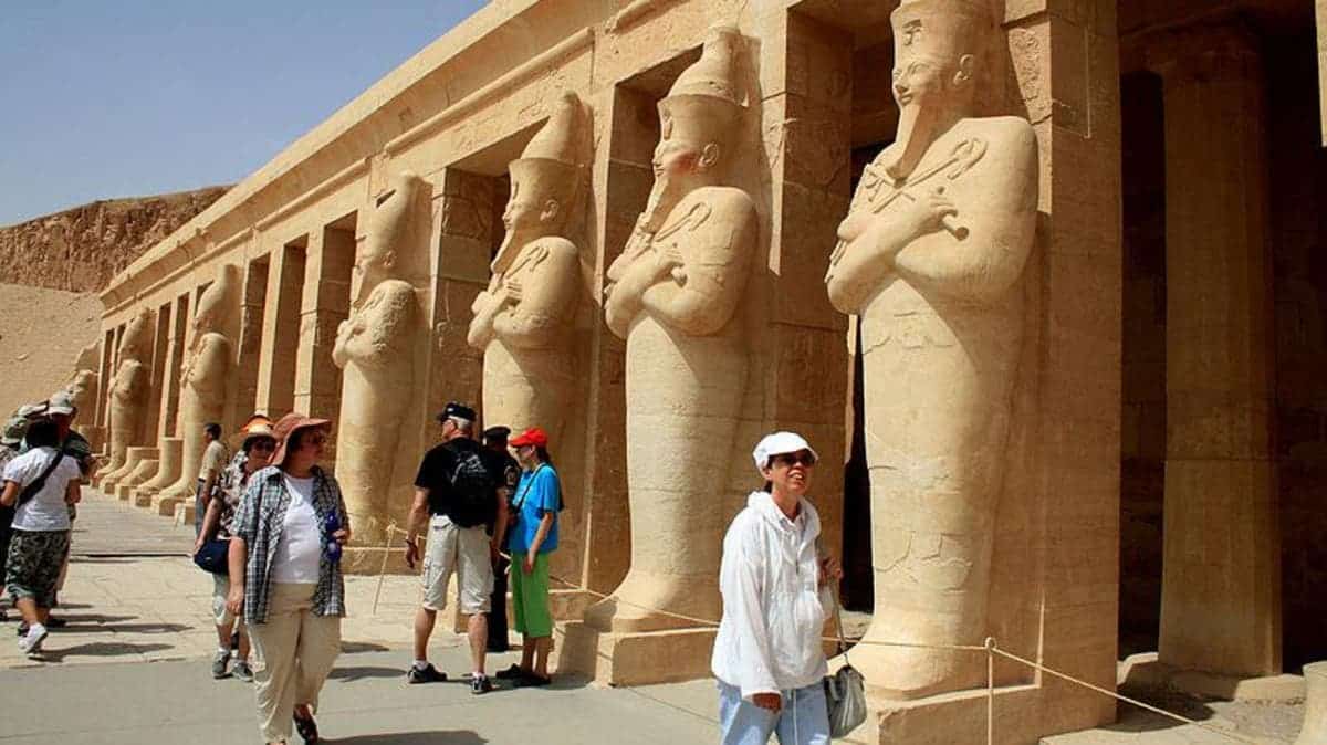 مصر من أفضل 10 وجهات سياحية في 2022