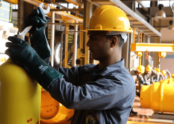 عدد مستفيدي "التعليم الفني المتقدم" أكبر مما ذكره نائب وزير التعليم.. تعرف