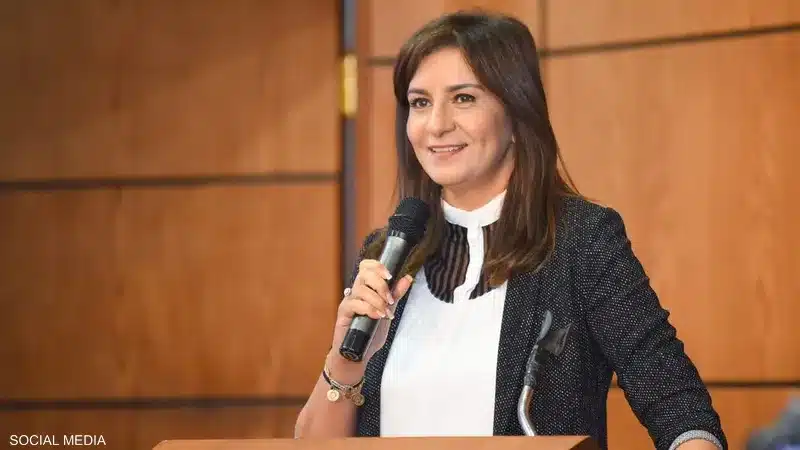 نبيلة مكرم من مجلس الوزراء