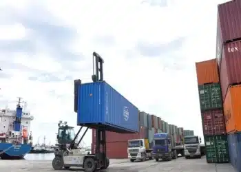 الصادرات ليست سببًا.. لماذا انخفض عجز الميزان التجاري المصري في يونيو 2022؟