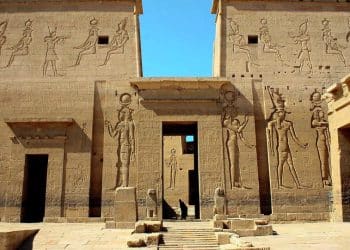 بعد إصرار مسؤولين مصريين امتلاك بلادهم ثُلث آثار العالم.. “التُراث العالمي” تكشف الحقيقة