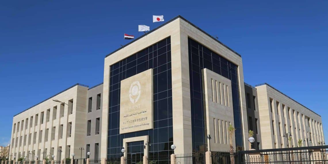 المصدر: مبتدأ