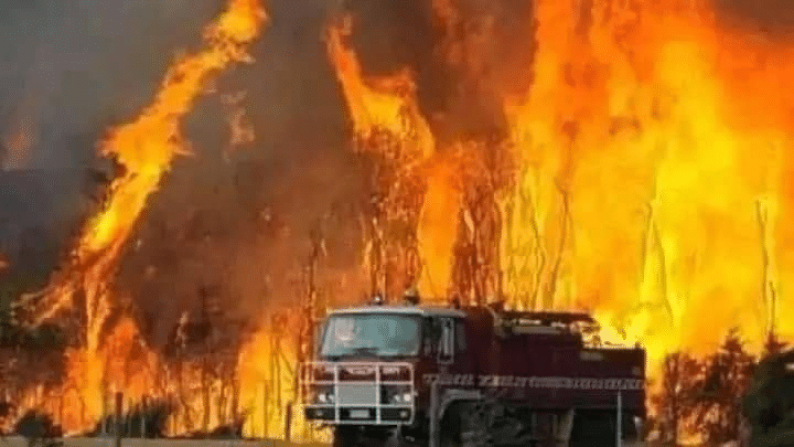 صورة متداولة لشاحنة إطفاء