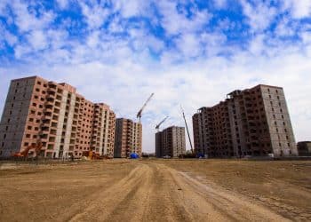 المصدر: Light-Up‏